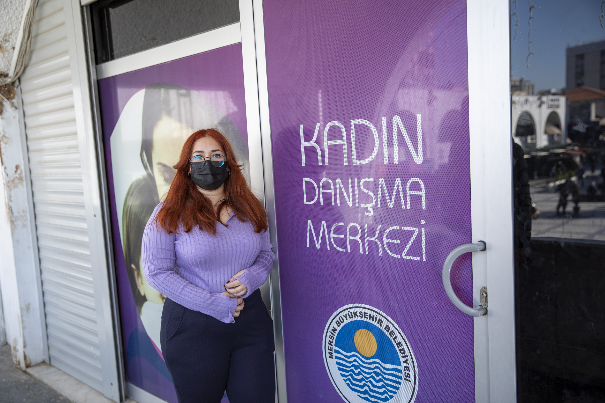 MERSİN’DE KADINLARIN BİR DANIŞMA MERKEZİ VAR!