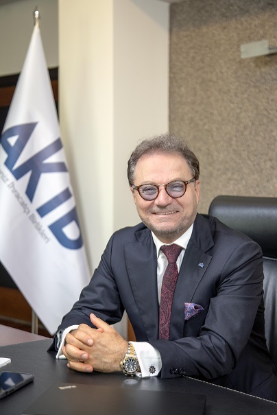 ‘İHRACAT BİRİM DEĞERİNİ ARTIRMANIN YOLU TASARIM VE MARKALAŞMADAN GEÇİYOR’