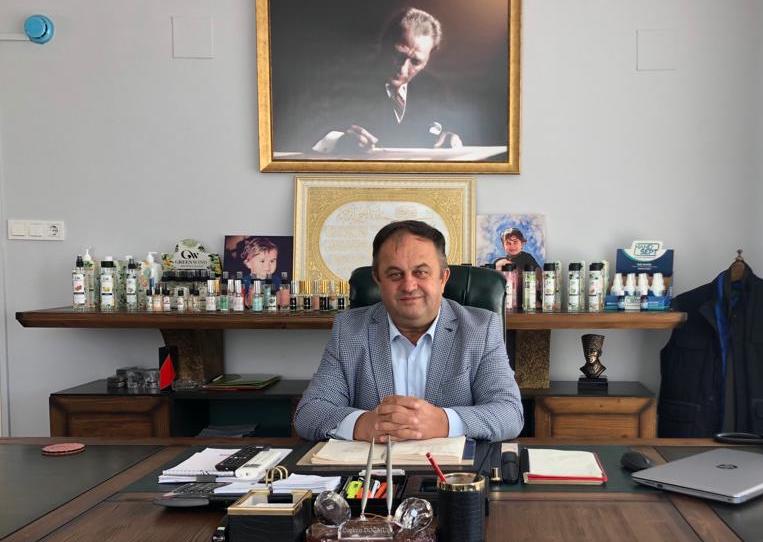 ASGARİ ÜCRET İŞÇİYİ DE İŞVERENİ DE MUTLU ETMELİ;