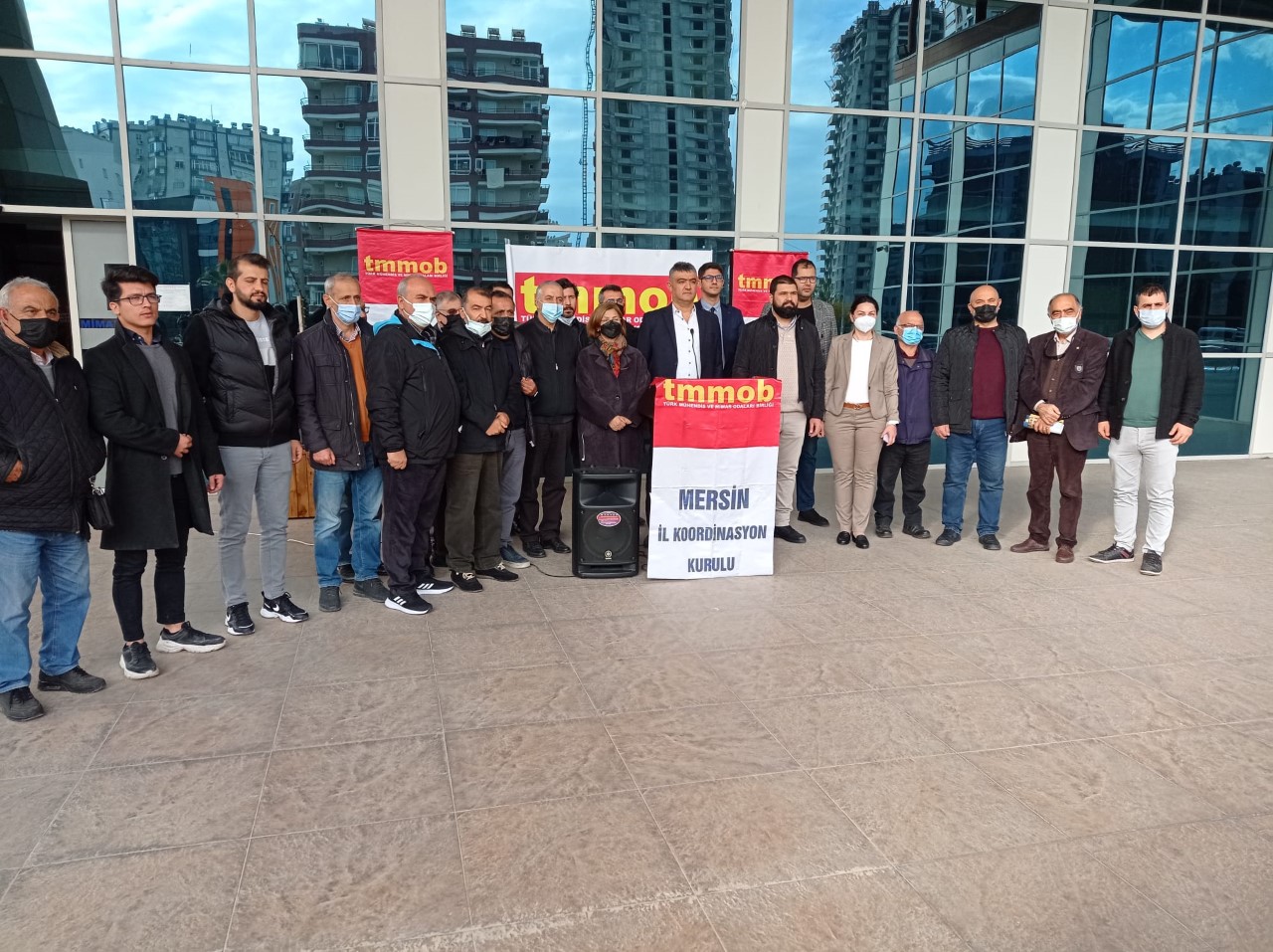 EMEĞİMİZE, MESLEĞİMİZE, HAKLARIMIZA SAHİP ÇIKIYORUZ