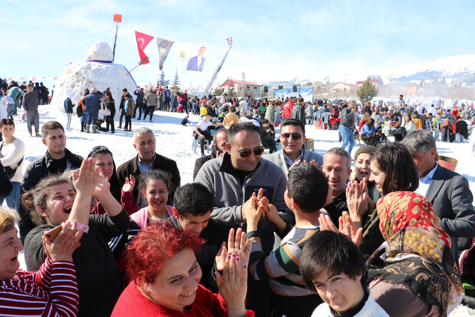 BAŞKAN YILMAZ, YENİ YILI KUTLADI: