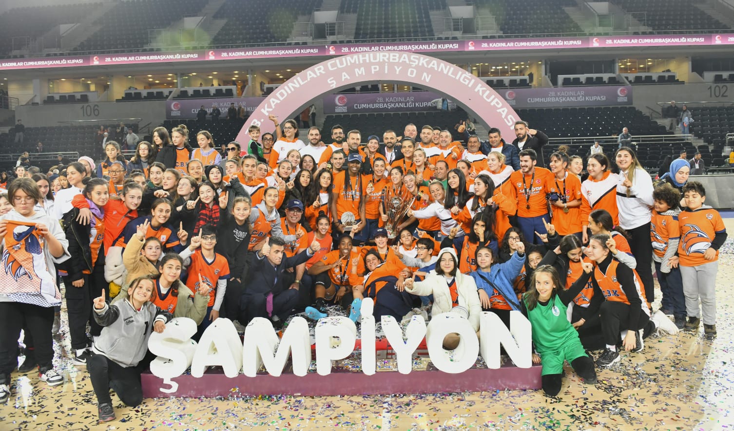 ÇBK Mersin Yenişehir Belediyesi tarih yazdı: