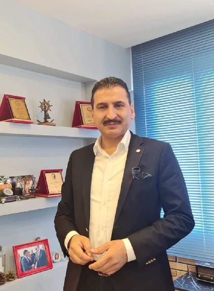 Geçmiş dönem MERSİN BAROSU BAŞKANI;ALİ ER’ DEN YENİYIL KUTLAMASI;