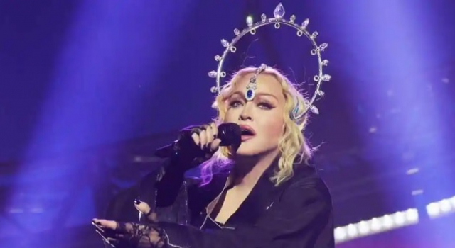 Konsere geç çıkan Madonna’ya, hayranları toplu dava açtı