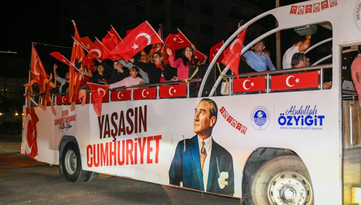 Yenişehir Belediyesi Cumhuriyet Korteji düzenledi