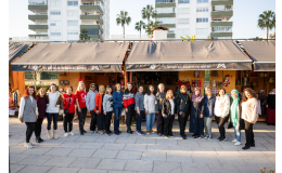 YENİ YIL HEDİYELERİ ÜRETİCİ KADINLARIN ELLERİNDEN  BÜYÜKŞEHİR’İN DESTEKLERİYLE ÜRETİCİ KADIN STANTLARINDA YILBAŞI COŞKUSU