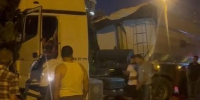 Erdemli’de Tır sürücüsü uyudu, ortalık savaş alanına döndü