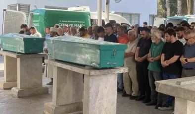 Oto yıkamacıda ölen 4 gençten 2’sinin cenazeleri toprağa verildi
