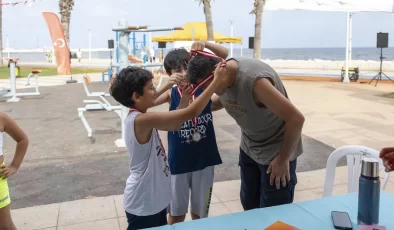 Mersin’de “Babamla Spor Zamanı” Etkinliği Mersin Büyükşehir Belediyesi, Babalar Günü’ne özel olarak Gençlik ve Spor Hizmetleri Dairesi koordinesinde “Babamla Spor Zamanı” etkinliği düzenledi.