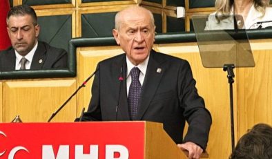 Bahçeli’den “CHP kurultayı davası” açıklaması: “CHP’nin birlik ve dirlik halinde olması, iç huzur ve dengeyi yakalaması Türk demokrasisinin hayrınadır”