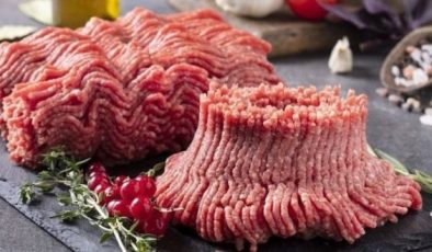 Bakanlık ifşa etti: Kebap harcına sakatat, pastırmaya gıda boyası karıştırmışlar!