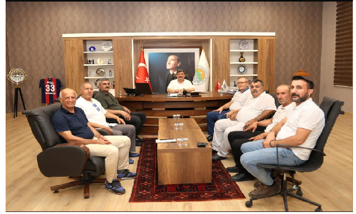 MERDİYARDER (MERSİNDİYARBAKIR VE İLÇELERİ YARDIM DAYANIŞMA DERNEĞİ )BAŞKANI; İHSAN GÜZEL YÖNETİMİ TOROSLAR BELEDİYE BAŞKANI ABDURAHMAN YILDIZ ,A ZİYARET;
