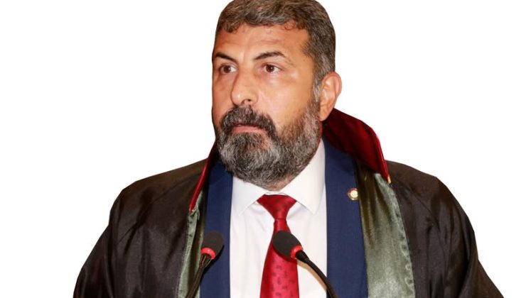‘Kötü insanlar olmasaydı, iyi avukatlar olmazdı.’ Charles Dickens