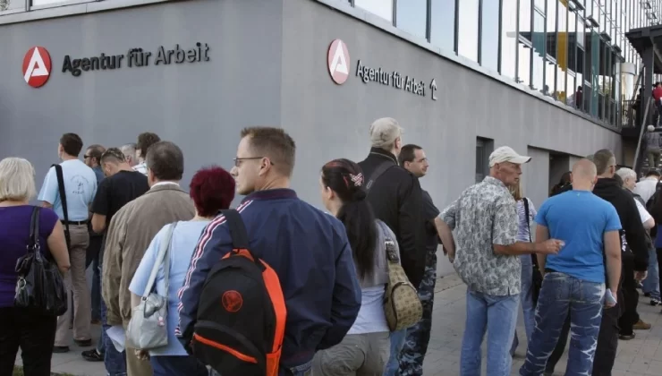 İşgücü Piyasasında Kötü Haber: Temmuzda İşsiz Sayısı Yükseldi
