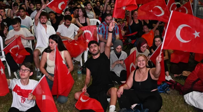 Mersin’de EuroBasket Final Coşkusu