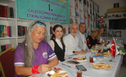 Mersin Muhtarları Yerel Yönetimlerle Dayanışma Derneği (MUYED)adde bağımlılığına karşı toplumsal bir duyarlılık oluşturmak, gençlerimizi bu konuda bilinçlendirmek ve aynı zamanda sporu, özellikle bisiklet kültürünü teşvik etmek amacıyla bir aradayız.