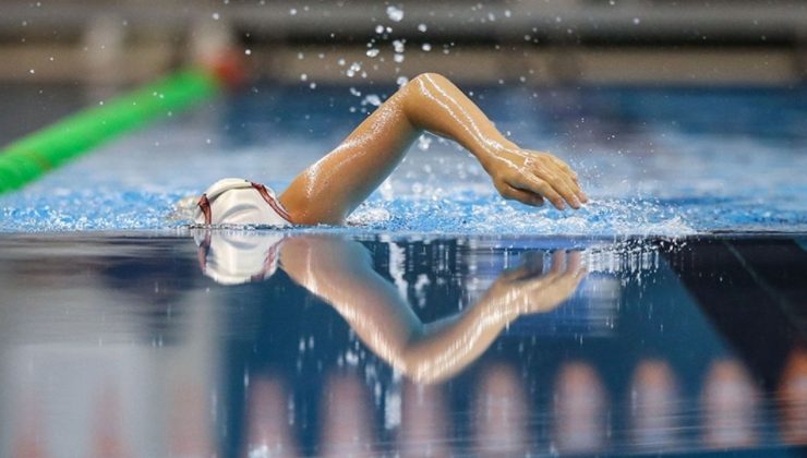 Mersin’de üç günlük yüzme heyecanı: Genç sporcular rekor peşinde