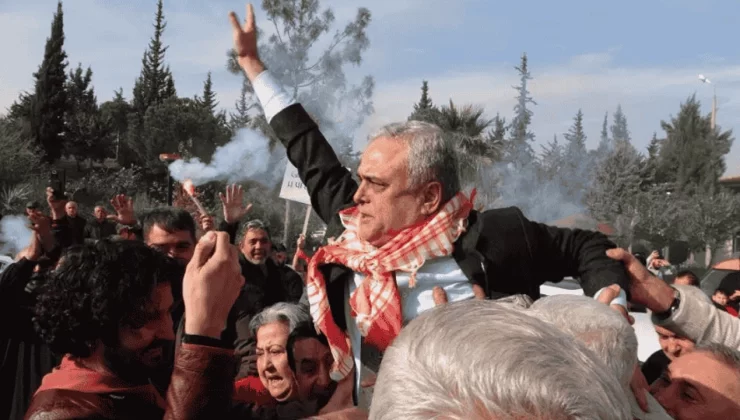 CHP’li Mersin Milletvekili Hasan Ufuk Çakır, partisinin kendisine yönelik “aslı olmayan oto hırsızlığı” suçlamalarıyla gündeme gelmesinin ardından, partiden ihracı istenirken istifa etti.