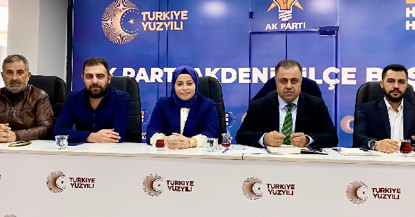 , AK Parti Akdeniz İlçe Başkanlığı’nda yeni atanan Başkan Mahsum Sevimli’nin liderliğinde düzenlenen bir tanışma toplantısını yaptı