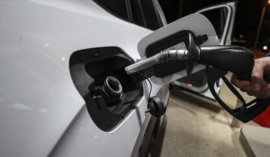 Benzin ve motorine zam kesinleşti: İşte 2026’nın ilk fiyatları!