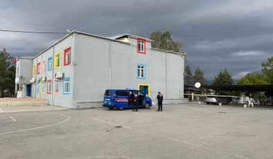 Anamur’da okulu sarsan olayda yeni gelişme: Öğrenci ve babası gözaltında