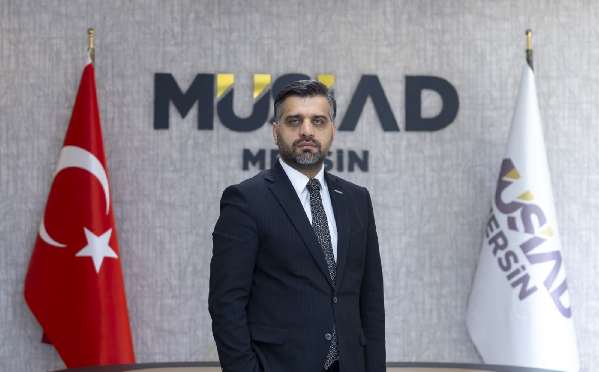 MERSİN’İN İHRACATI YILIN 11 AYLIK DÖNEMİNDE 3,14 MİLYAR DOLARA ULAŞTI; İHRACATIN AĞIRLIK MERKEZİ SANAYİYE KAYMAYA BAŞLADI