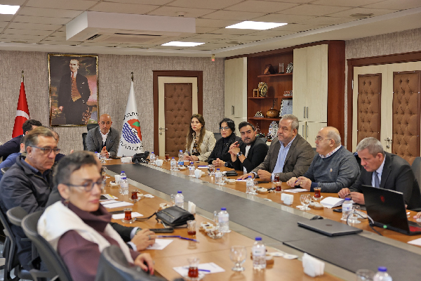 MERSİN’DE GİRİŞİMCİLİK ATEŞİ YANIYOR: MELEK YATIRIMCILAR VE GENÇ FİKİRLER BULUŞUYOR!