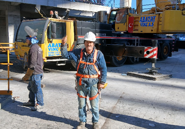 DEMİRİN SERTLİĞİNİ ŞİİRLE YUMUŞATAN USTA: ALİCAN GÜL