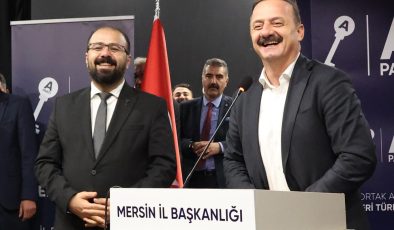Ahmet Gök, Anahtar Parti Mersin İl Başkanlığı Görevini Devretti