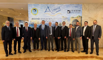 BAŞKAN TÜRKİLİ EV SAHİPLİĞİNDE DEV ZİRVE: AKDENİZ’İN NABZI MERSİN’DE ATTI!