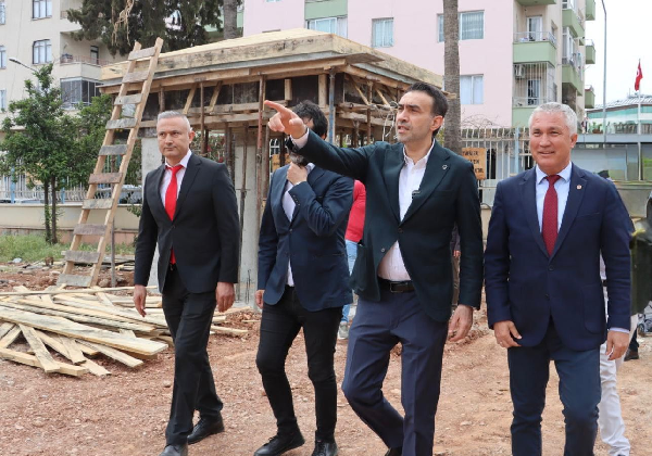 AK Parti Mersin İl Başkanlığı Açıkladı: 86 Okul Yeniden İnşa Edildi, 52’si Yolda