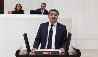 DEVA Partili Ekmen’den Ramazan Bayramı mesajı: “Hüzünlü Bir Ramazan Geçirdik”