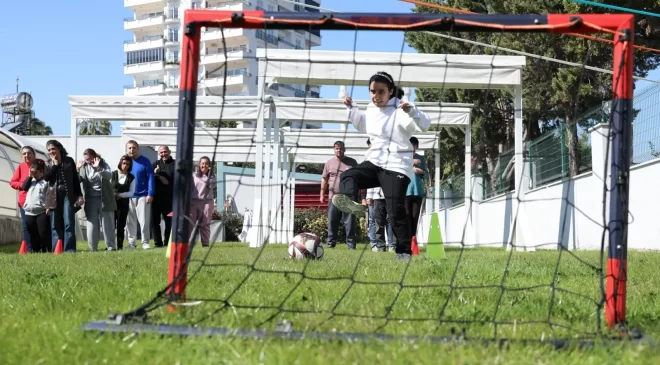 Bu parkta engeller yok! Mersin’de yüzlerce aileyi buluşturan hizmet