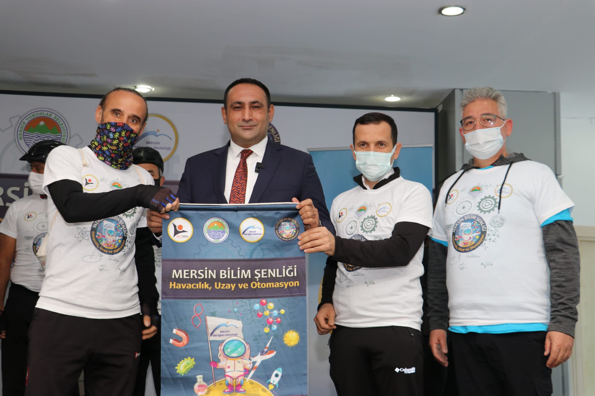 BAŞKAN YILMAZ; “GENÇLERİMİZİ BİLİMSEL PROJELERDE TEŞVİK ETMEYE HER ZAMAN HAZIRIZ”;
