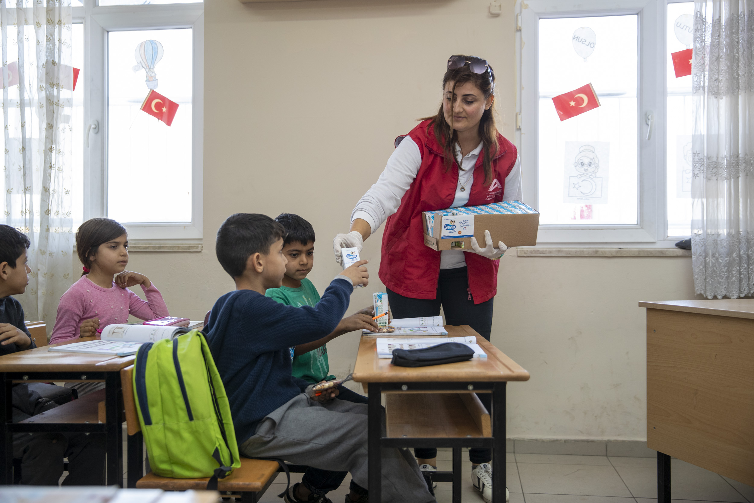 HER ŞEY GELECEK NESİLLERİN SAĞLIKLI BÜYÜMESİ İÇİN: