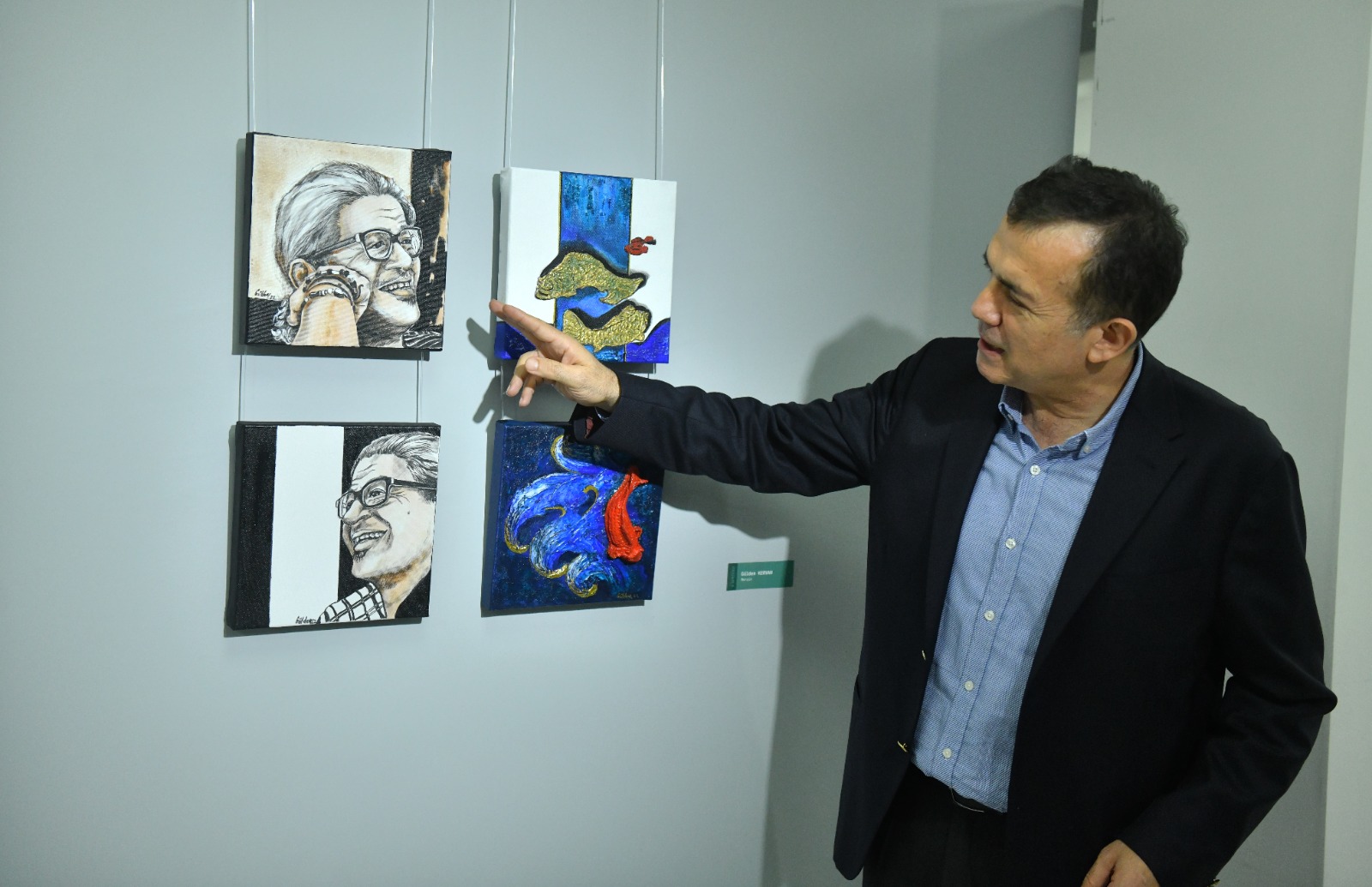 “minipaint-2” sergisi açıldı :