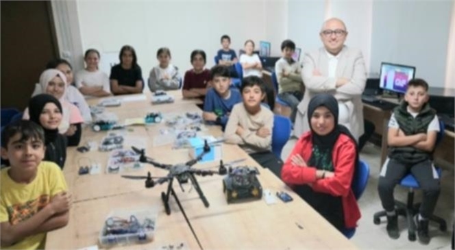 Yörük Çocuklarına Robotik Kodlama Eğitimi Torosların zirvesinde kırsal mahallelerde bulunan Yörük öğrenciler için ‘Yörük Çocuklarına Robotik Kodlama’ eğitimi veriliyor