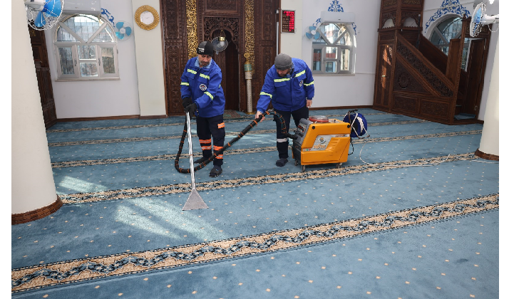 AKDENİZ’DE CAMİLER RAMAZAN AYINA HAZIR