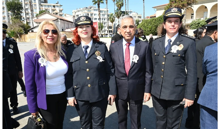 veysel sarı danHuzur ve güvenin teminatı Türk Polis Teşkilatının 180. Kuruluş yıldönümü kapsamında Mersin Cumhuriyet Alanında gerçekleştirilen kutlama etkinliğine katılım