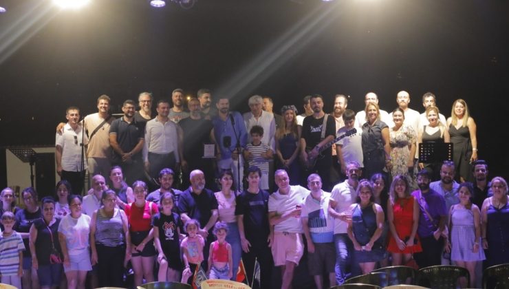 21 Haziran, tüm dünyada Dünya Güneş Günü olarak kutlanmakta. Biz de Makina Mühendisleri Odası Mersin Şubesi olarak bu özel günü yıllardır çeşitli etkinliklerle kutluyor, “Güneş Kenti Mersin” sloganımızı yaşatmaya devam ediyoruz. Mersin; yılda 300’den fazla güneşli günüyle, antik çağda “Soloi” yani “Güneş Kenti” olarak bilinen kimliğiyle, güneş enerjisi yatırımları için adeta doğal bir merkezdir.