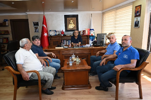 Mezitli Sanayi Sitesi Başkanı Sn Ali Kocaoğlu ve yönetim kurulu üyeleri birlik hizmet binasında bizleri ziyaret ettiler.