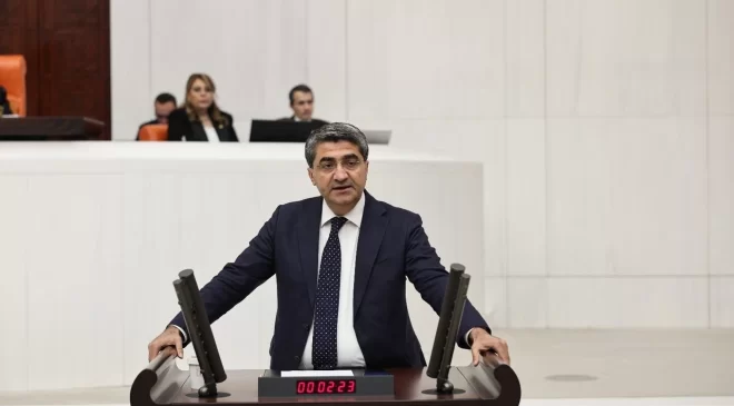 DEVA Partili Ekmen’den Yerli Muz Üreticisine Destek Çağrısı