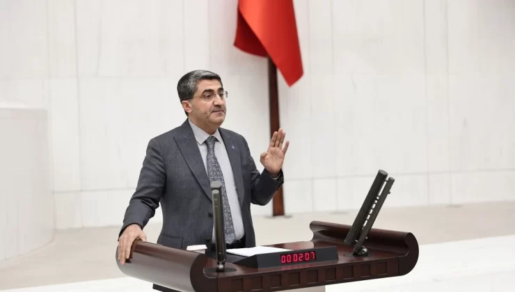 DEVA Partisi Mersin Milletvekili Mehmet Emin Ekmen, Pençe-Kilit Harekât bölgesinde metan gazından şehit olan 12 askere başsağlığı