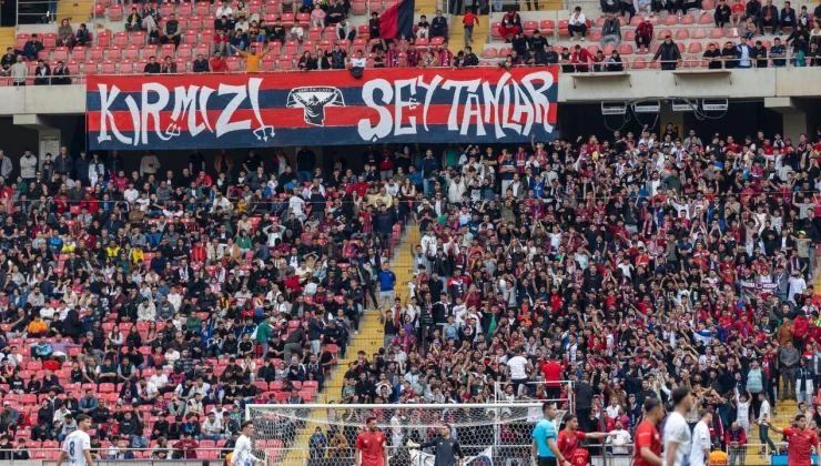 kırmızı lacivertli renklere gönül veren taraftarları üzüyor.