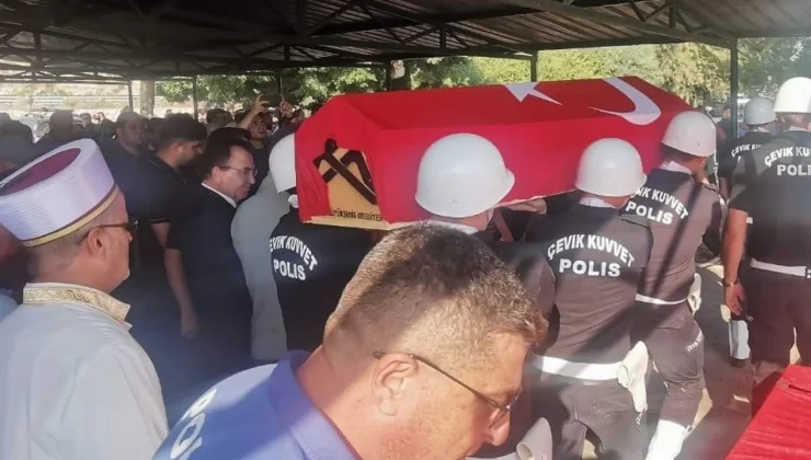 Kazada hayatını kaybeden polis memuru son yolculuğuna uğurlandı