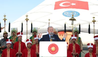 “BİRLİK VE BERABERLİĞİMİZİ HEDEF ALAN TÜM SALDIRILARI OMUZ OMUZA VEREREK BERABER PÜSKÜRTECEĞİZ”
