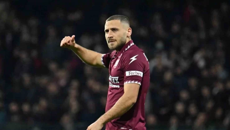 Gazze açıklamasına tepki gösteren Fortuna Düsseldorf taraftarı, İsrailli Weismann’ın transferini engelledi