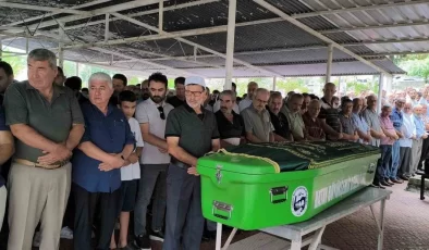 Kansere yenik düşen öğretmene hüzünlü veda