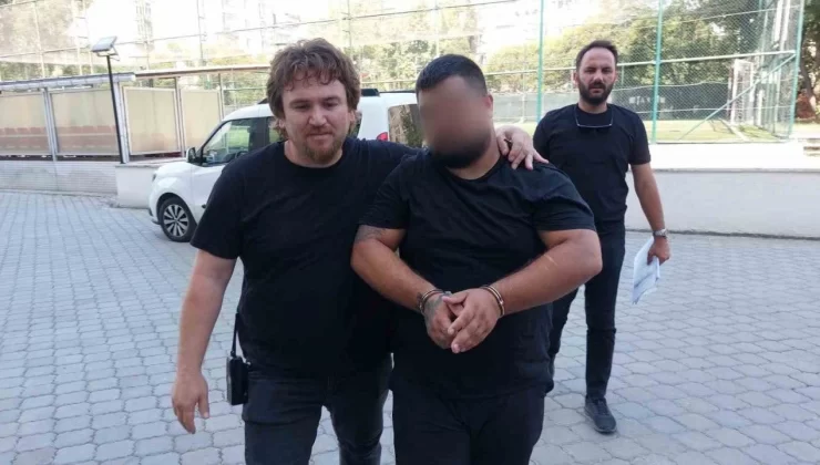Samsun’un İlkadım ilçesinde, sokak ortasında dini nikahlı eşini darp eden ve tabancayla ateş eden şahıs, çıkarıldığı mahkemece tutuklandı.