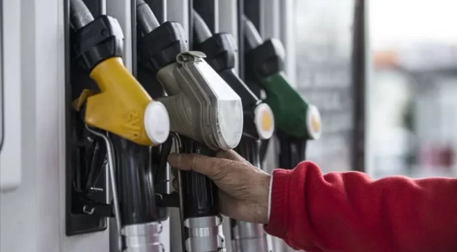 Araç Sahipleri Dikkat: Motorine Zam Geliyor! Akaryakıt Fiyatları Ne Olacak, Zam Ne Zaman Gelecek?